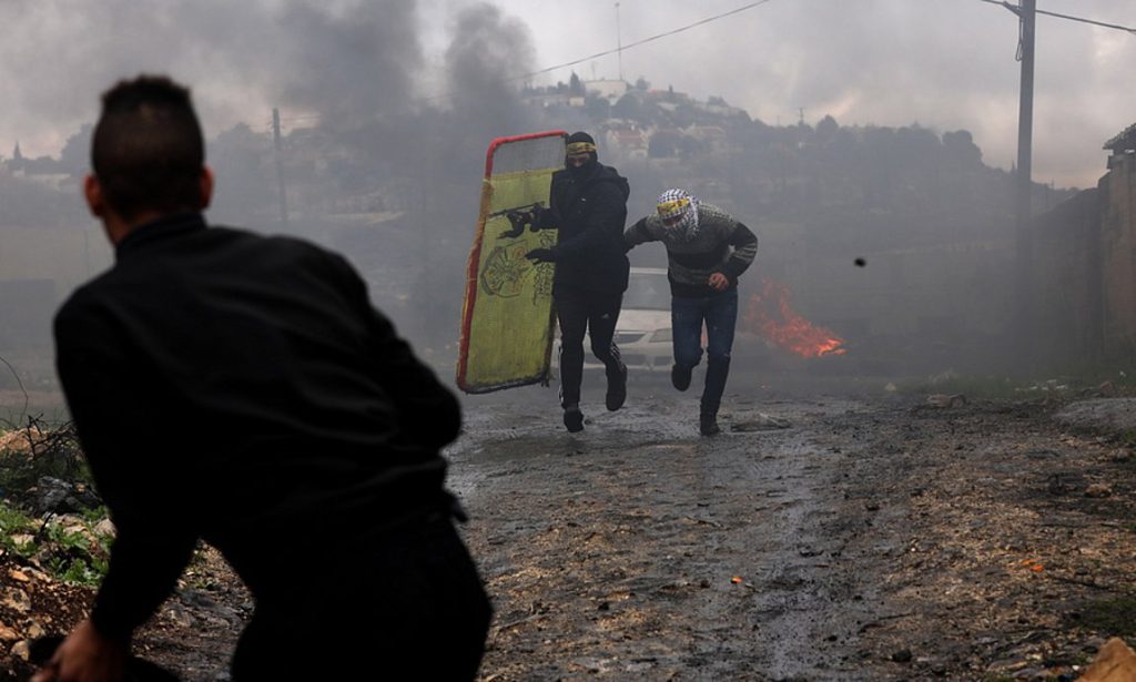 Νεκροί δύο Παλαιστίνιοι από τα πυρά των ισραηλινών δυνάμεων στη Δυτική Όχθη