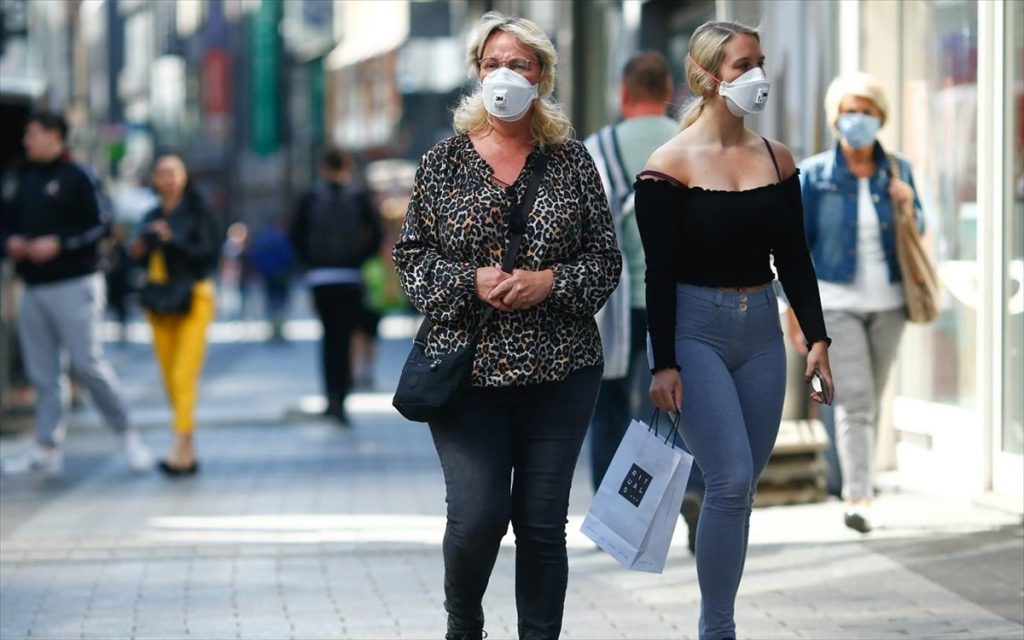 ΗΠΑ: Το CDC αναθεώρησε τις οδηγίες για τον κορωνοϊό (φώτο)