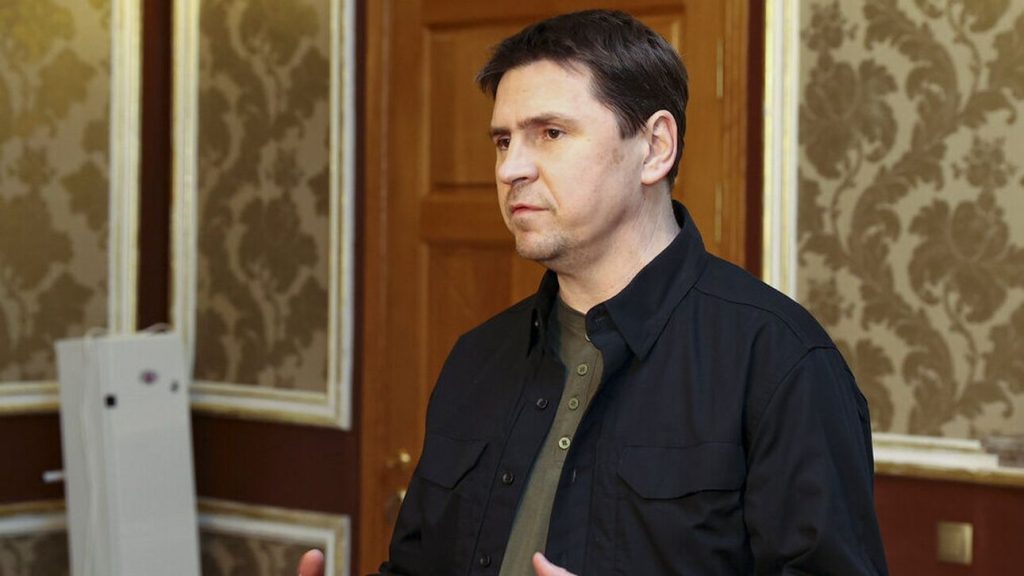 Άμεσο διάλογο του προέδρου της Ουκρανίας με τον Β.Πούτιν ζητά o σύμβουλος του Β.Ζελένσκι