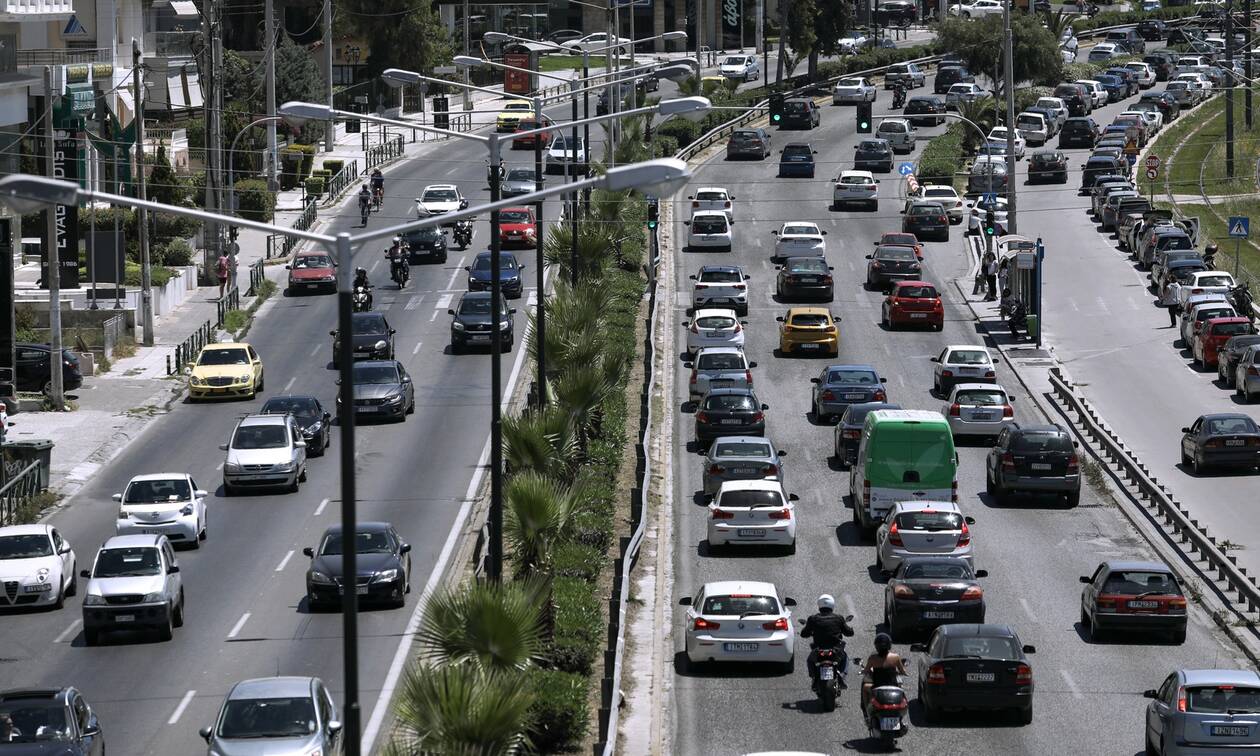 ΕΛΣΤΑΤ: Κατά 37,6% αυξήθηκαν οι άδειες κυκλοφορίας οχημάτων τον Φεβρουάριο