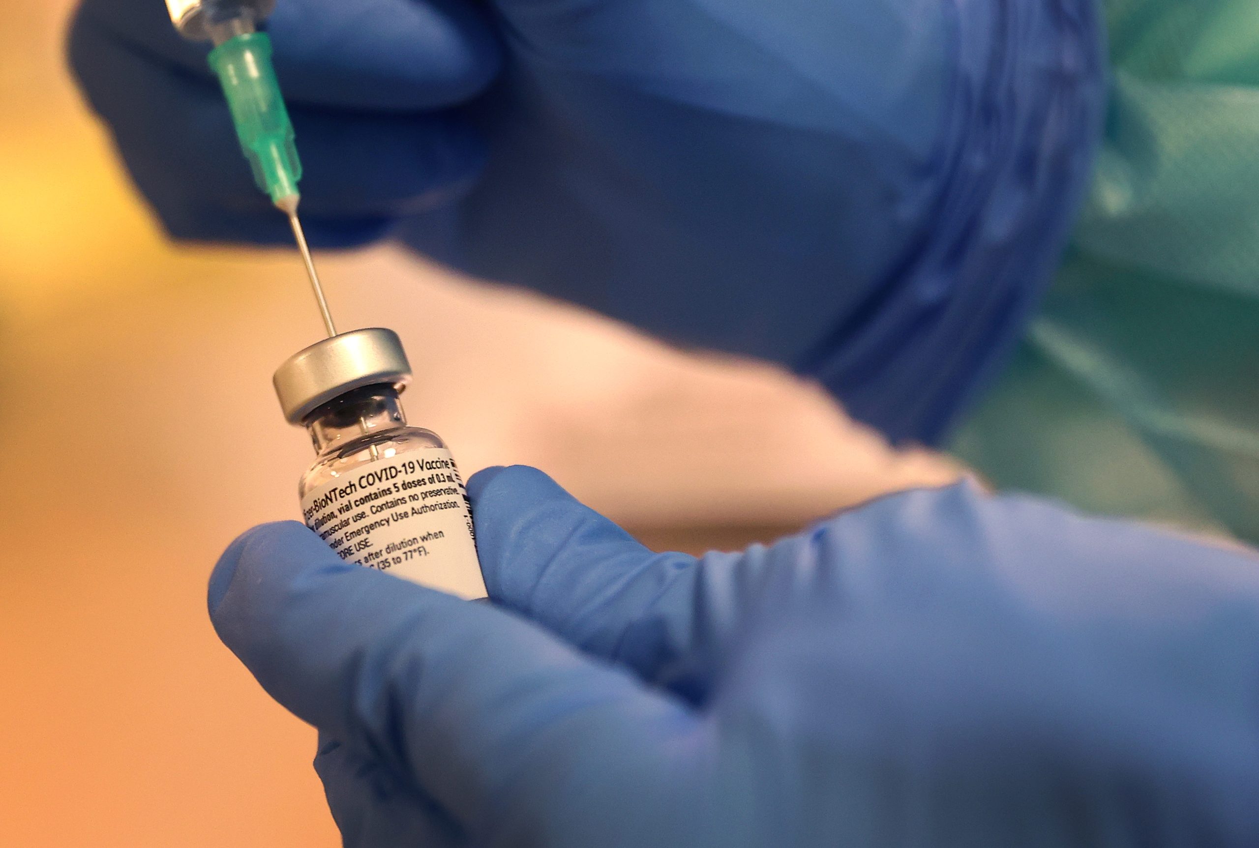 Επίσημο αίτημα της Pfizer στον FDA για τέταρτη δόση! – Θα έρθει και νέο εμβόλιο από Σεπτέμβρη