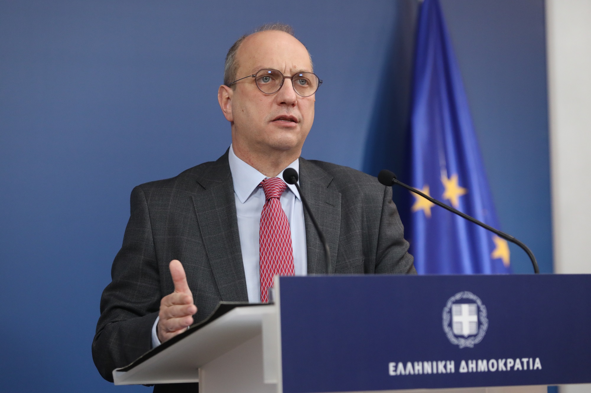 Νέα επίθεση κατά του Α.Τσίπρα εξαπέλυσε ο Γ.Οικονόμου: «Να αφήσει τα φτηνά ευφυολογήματα»