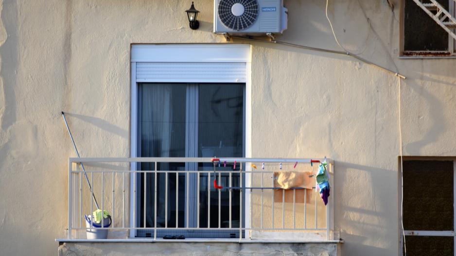 Αγορά κατοικίας: «Αποκλεισμένοι στο παιδικό δωμάτιο ετών 38»