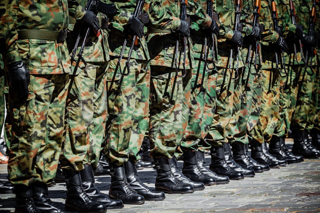 Οι Πολωνοί επαναφέρουν την στρατιωτική εκπαίδευση στα σχολεία!