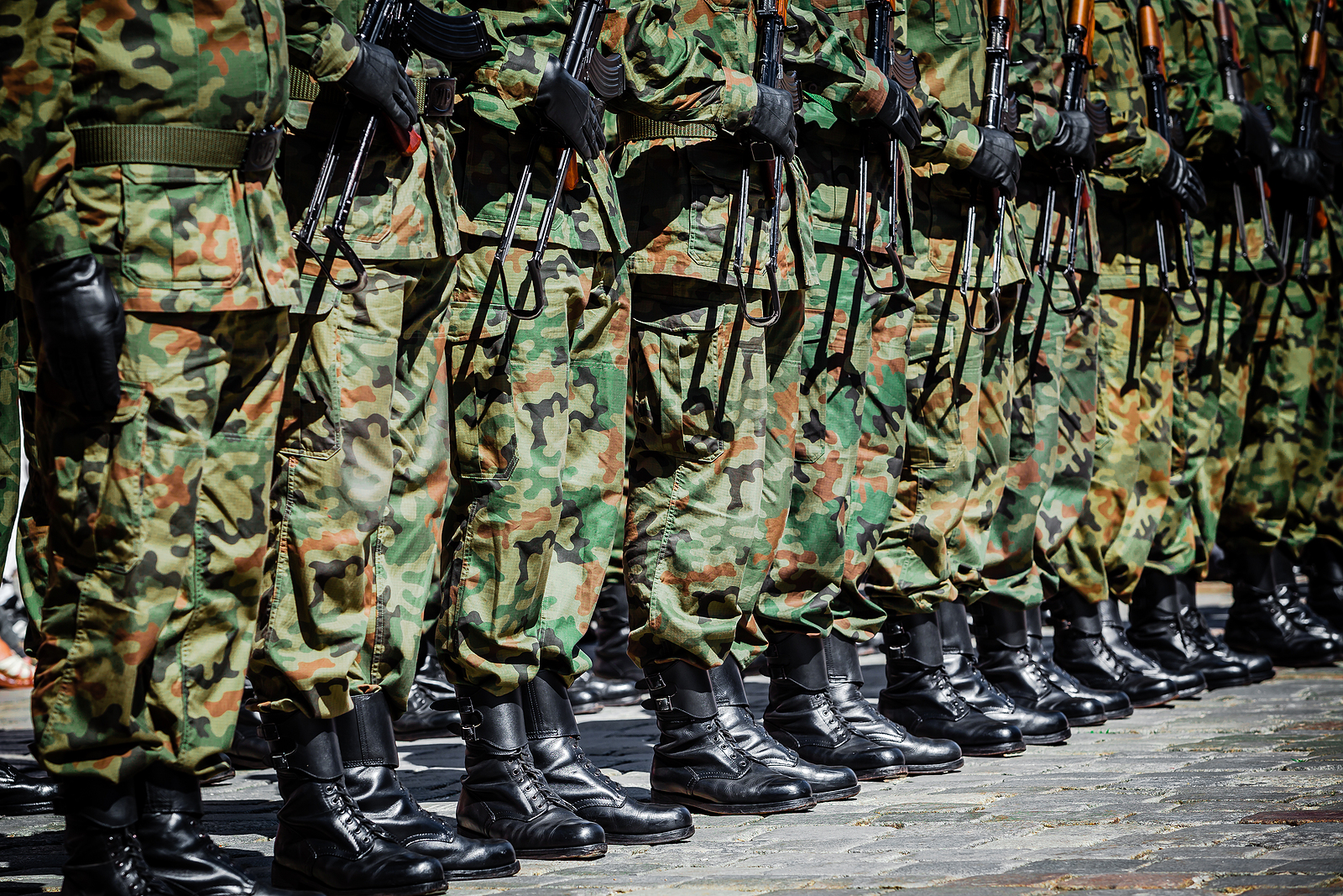 Οι Πολωνοί επαναφέρουν την στρατιωτική εκπαίδευση στα σχολεία!