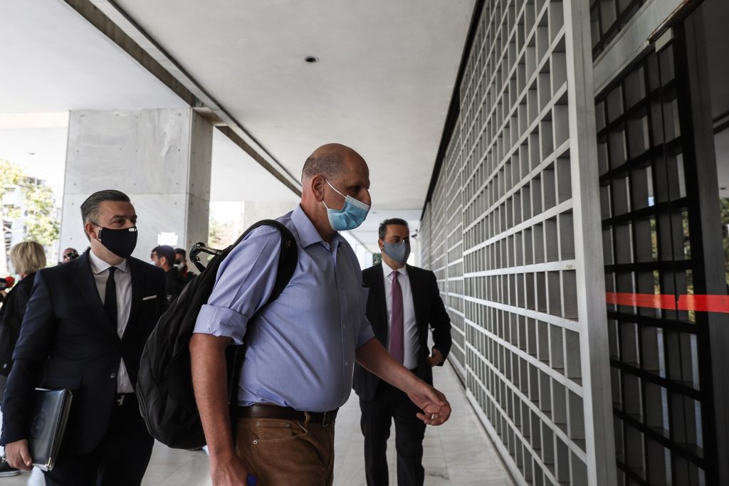 Ο Σ.Μιωνής κέρδισε τη δίκη με τη Γ.Παπαδάκου – Της παίρνει το σπίτι και αποζημίωση 20.000 ευρώ