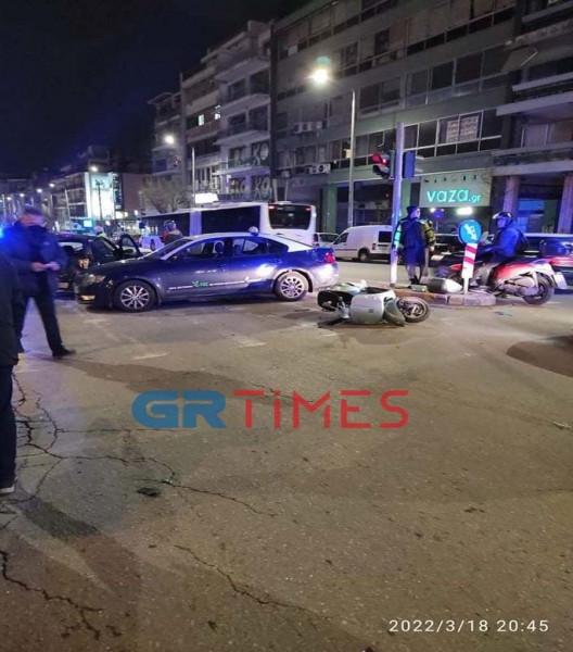 Θεσσαλονίκη: Λεωφορείο παρέσυρε οχήματα – Πέντε τραυματίες