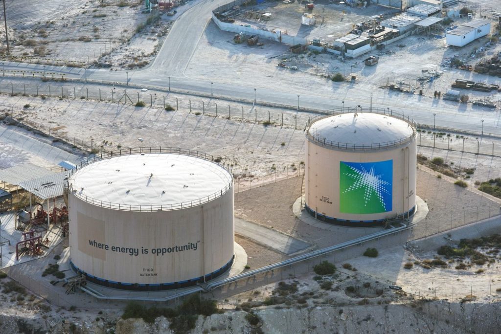 Saudi Aramco: Υπερδιπλασιασμός των κερδών της λόγω της αύξησης στις τιμές του πετρελαίου