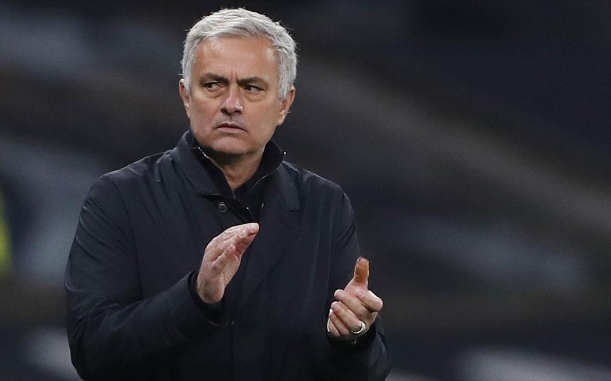 «Καρφιά» Ζ.Μουρίνιο: «Έχω 25 τίτλους δεν θα απαντήσω σε κάποιον που έχει κερδίσει δύο φορές τη Serie Β»