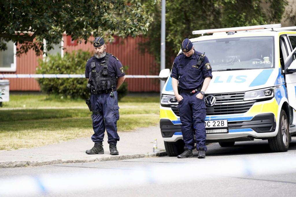 Σουηδία: Άγνωστος επιτέθηκε μέσα σε σχολείο στο Μάλμε – Δύο τραυματίες (βίντεο)