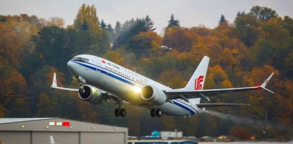 Κίνα: 8.000 μέτρα σε τρία λεπτά έχασε το μοιραίο Boeing 737 – Σοκαρισμένος δηλώνει ο Σι Τζινπίνγκ (βίντεο)