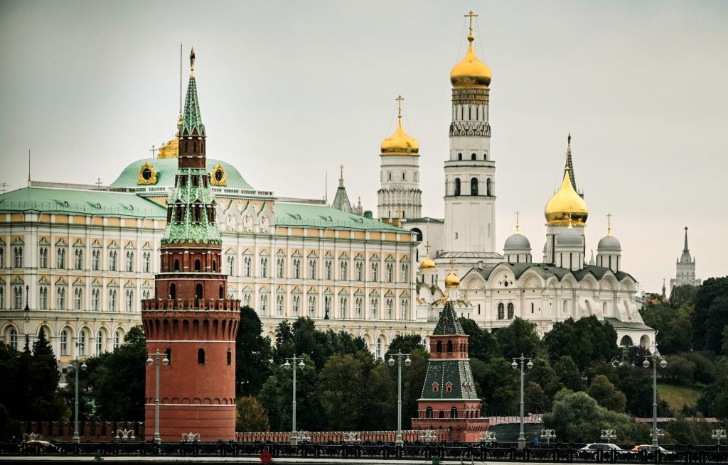 Μόσχα: «Πρωτοφανές το φαινόμενο ρωσοφοβίας – Μπορεί να ονομαστεί νέο Ολοκαύτωμα»