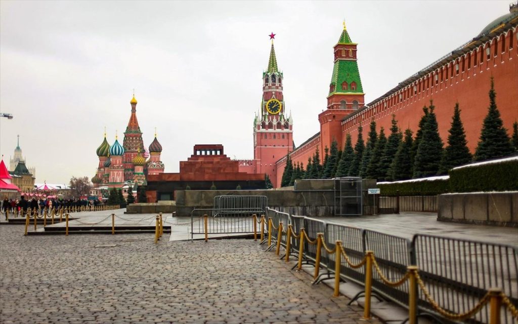 Κρεμλίνο προς ΕΕ: «Ένα εμπάργκο στο ρωσικό πετρέλαιο θα πλήξει όλους»