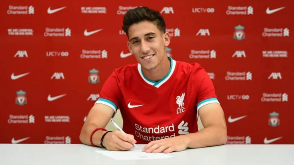 Λίβερπουλ: Tρέλανε τους συμπαίκτες του ο Κ.Τσιμίκας για να αποκτήσει δικό του τραγούδι (βίντεο)