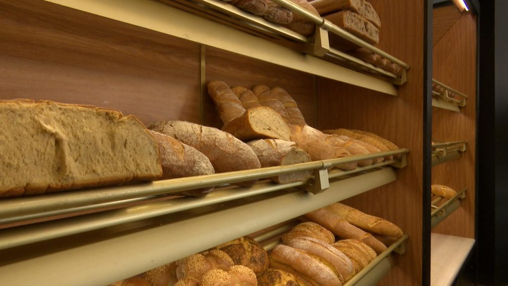 «Θα πούμε το ψωμί… ψωμάκι»: Έρχονται νέες ανατιμήσεις σε άρτο & βασικά είδη διατροφής