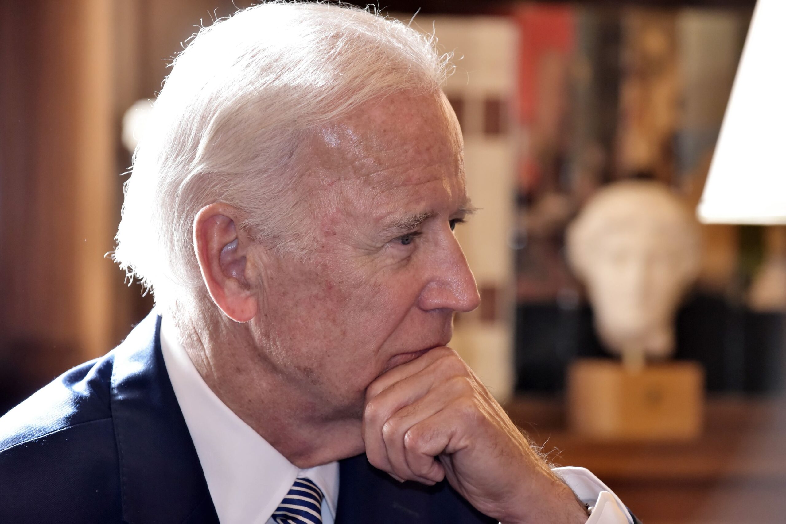 Νέες κυρώσεις σχεδιάζει το επιτελείο Μπάιντεν για τους Ρώσους ολιγάρχες – Θα υπάρξουν εξαιρέσεις;