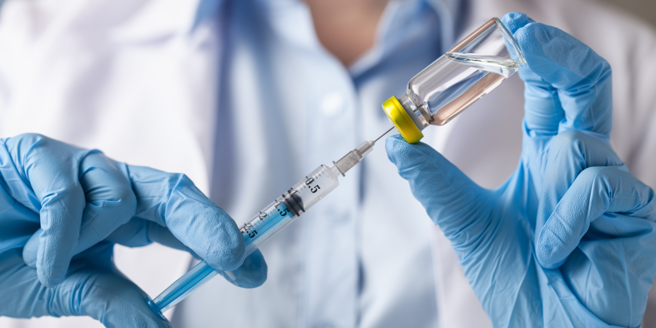 Παρατείνεται μέχρι τις 31 Δεκεμβρίου η υποχρεωτικότητα του εμβολιασμού των εργαζομένων σε δομές υγείας