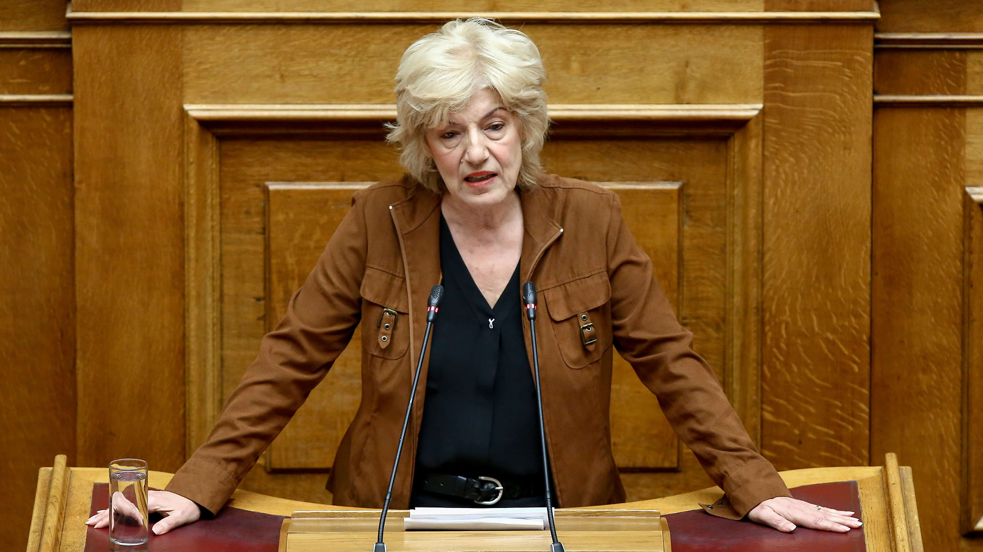 Θύμα διάρρηξης ανήμερα των γενεθλίων της έπεσε η βουλευτής του ΣΥΡΙΖΑ Σία Αναγνωστοπούλου (φώτο)