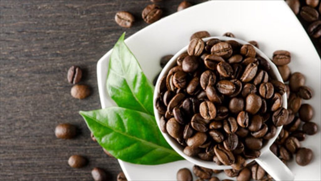 Καφεΐνη: Πώς επηρεάζει την πίεση του αίματος – Μέχρι πόσο να πίνετε κάθε μέρα