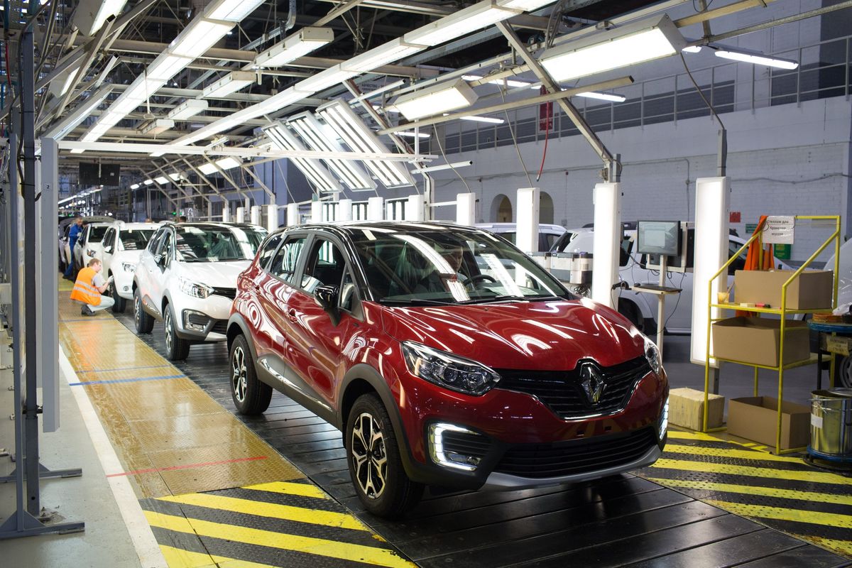 Η Renault αναστέλλει τις δραστηριότητες στο εργοστάσιό της στη Μόσχα