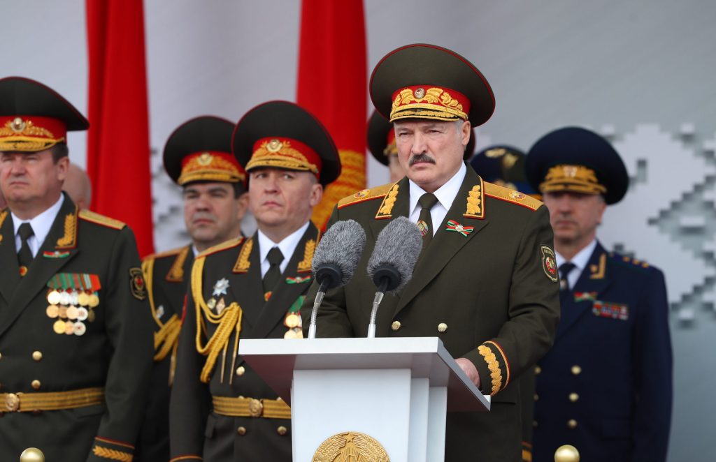 Α.Λουκασένκο σε ΝΑΤΟ: «Μην τολμήσετε να στείλετε στρατεύματα στην Ουκρανία – Θα ξεσπάσει Γ’ ΠΠ»