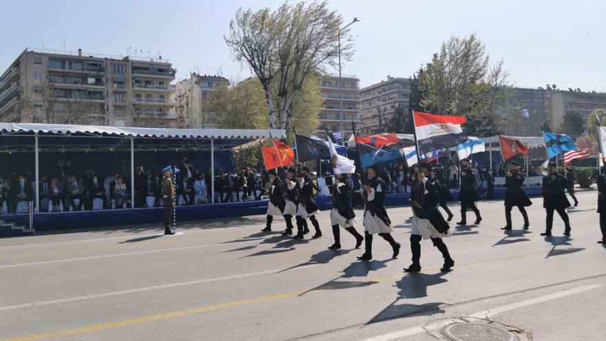 25η Μαρτίου: Δείτε εικόνες από την παρέλαση στη Θεσσαλονίκη (φωτο)