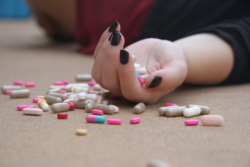 Ηράκλειο: 63χρονη έκανε απόπειρα αυτοκτονίας καταναλώνοντας χάπια