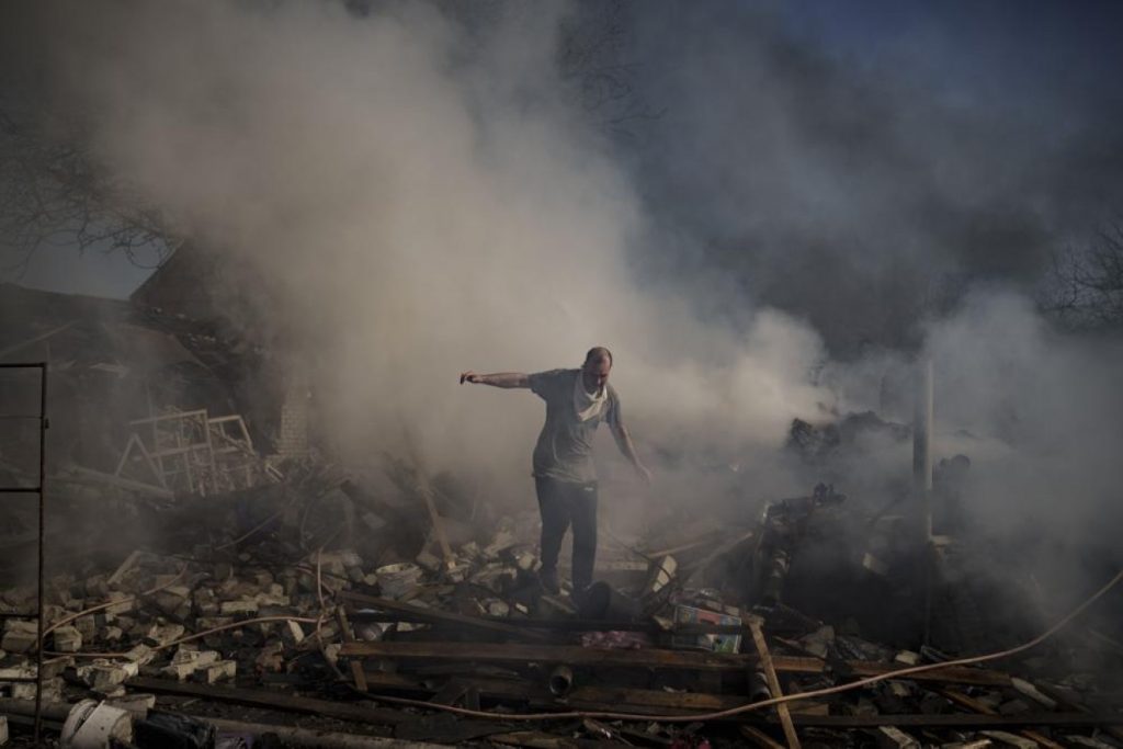Ουκρανία: «Το Τσερνίχιβ έχει καταστραφεί πλήρως» λέει ο δήμαρχος της πόλης