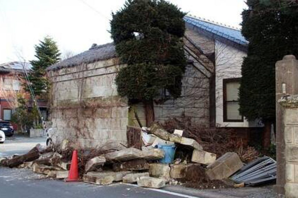 Σεισμός στον Ισημερινό: Ένας νεκρός και ένας τραυματίας