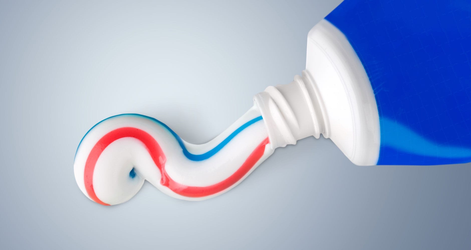 Αυτές είναι οι 4 άγνωστες χρήσεις της οδοντόκρεμας στην καθημερινότητα