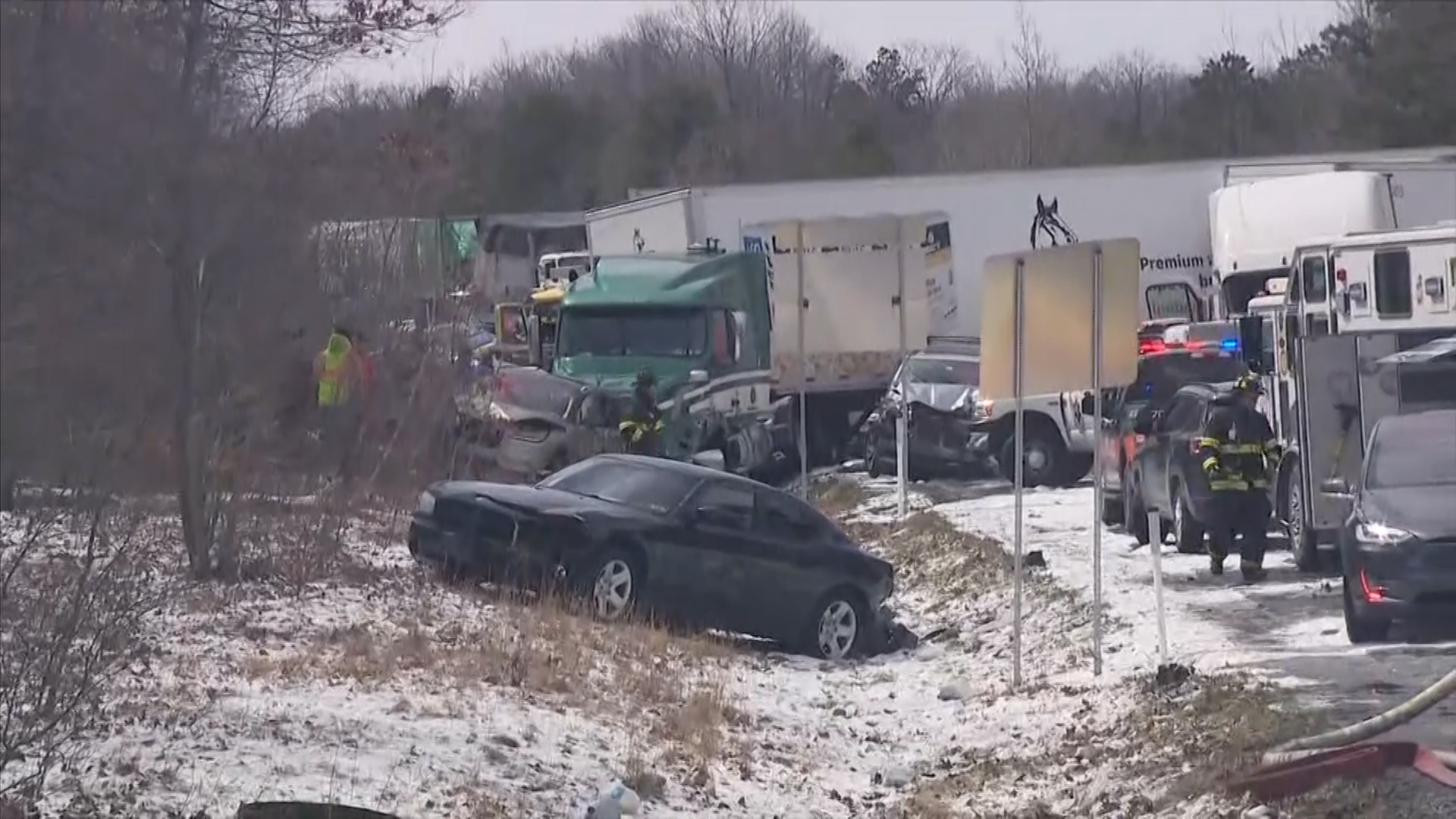 ΗΠΑ: Καραμπόλα 50 οχημάτων λόγω χιονοθύελλας – Τρεις νεκροί (βίντεο)