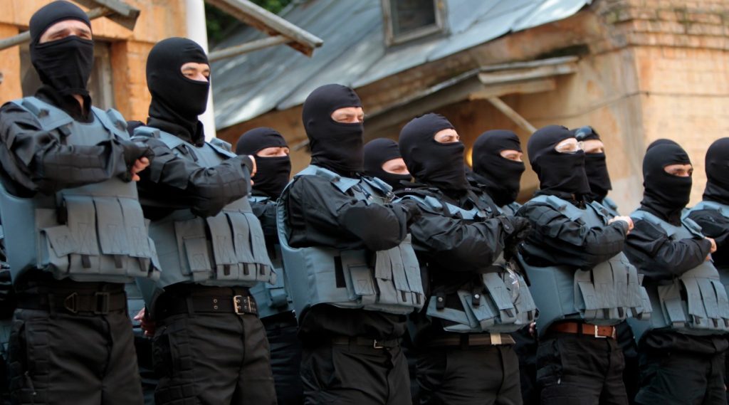 Μόσχα: «Συνελήφθησαν οι Ουκρανοί νεοναζί που βασάνισαν μέχρι θανάτου τους Ρώσους αιχμαλώτους»