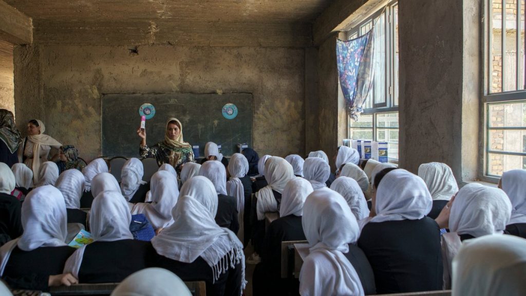 Ο ΟΗΕ προειδοποιεί τους Ταλιμπάν: Θα χάσουν την οικονομική βοήθεια αν δεν ανοίξουν ξανά τα σχολεία θηλέων