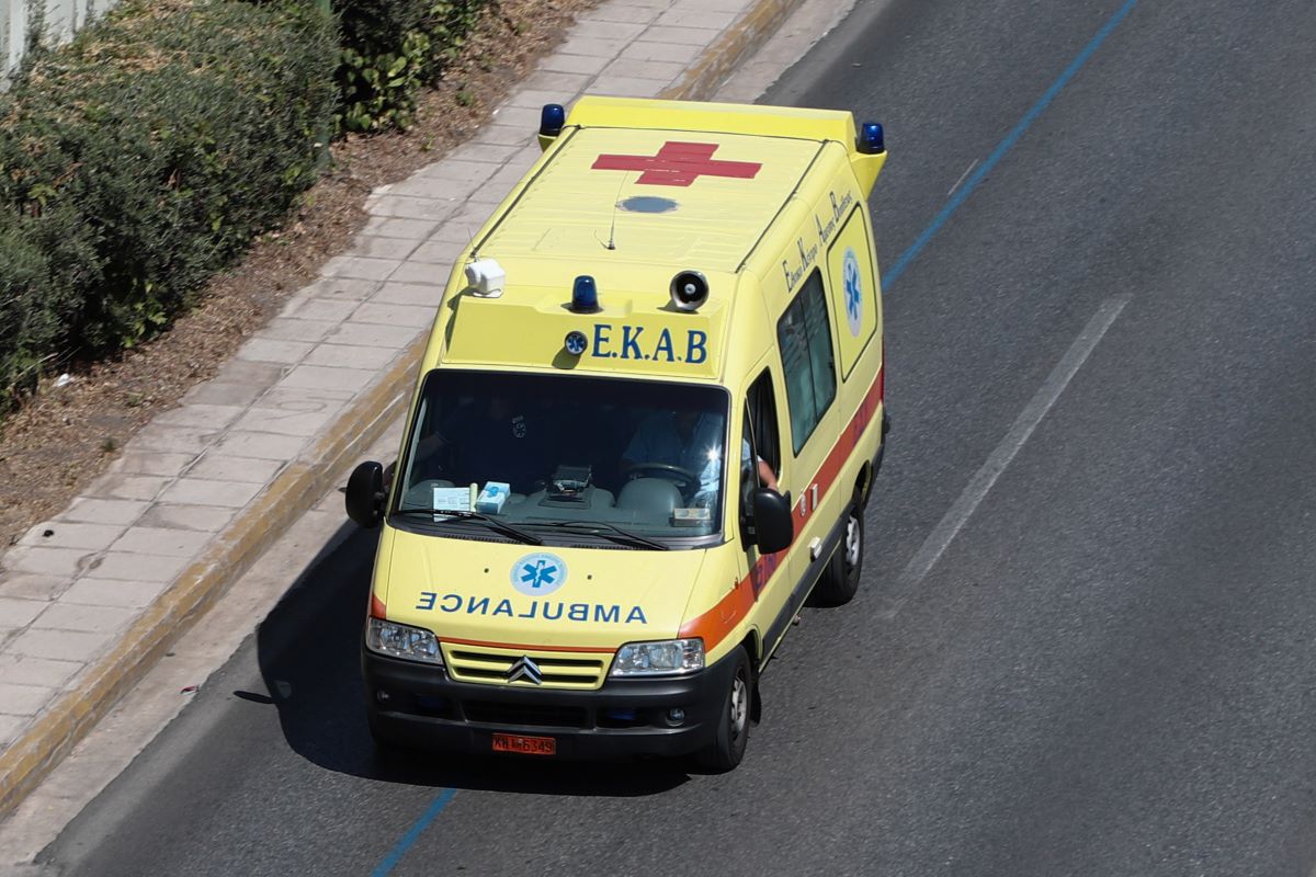 Μαγνησία: Νεκρή 38χρονη στον Αλμυρό – Εξέπνευσε μπροστά στο ΑΤΜ