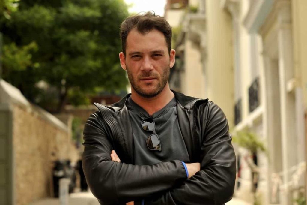 Α.Αλμπάνης: «Έχω ζήσει αγριάδα από εκπομπή για το ξυρισμένο μου κεφάλι – Σχολίαζαν αν μου πάει»