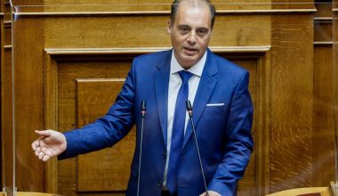 Κ.Βελόπουλος για το φιάσκο με την Τράπεζα Θεμάτων: «Κάποια στιγμή ο Κ.Μητσοτάκης πρέπει να αναλάβει τις ευθύνες του»