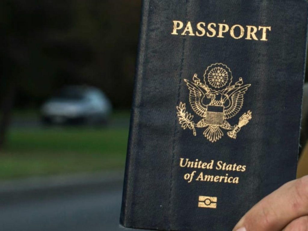 ΗΠΑ: «Έρχεται» το τρίτο φύλο στα διαβατήρια – Με «Χ» οι τρανσέξουαλ από τις 11 Απριλίου