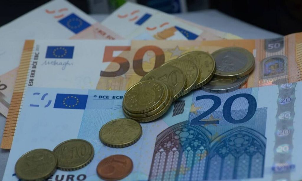 ΑΑΔΕ: «Έρχονται» αυτόματες επιστροφές ΦΠΑ σε επιχειρήσεις & επαγγελματίες εντός του έτους