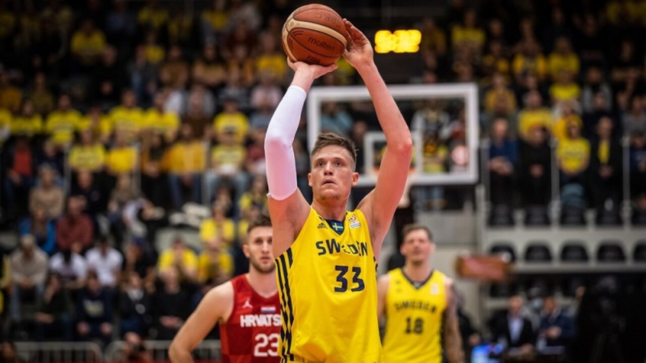 Αντιρωσική υστερία: Απέβαλαν από εθνική ομάδα παίχτη επειδή υπέγραψε σε ρωσική ομάδα!