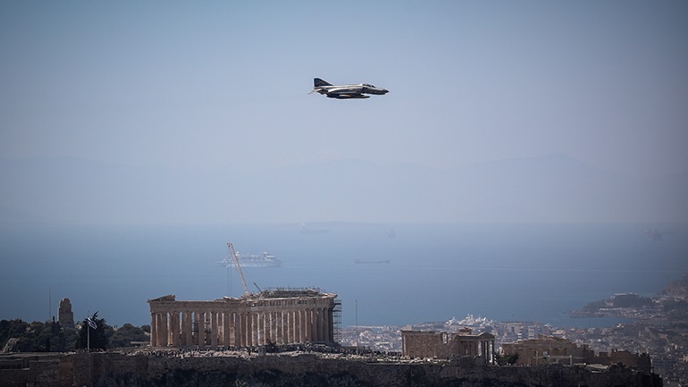 Ηνίοχος 2022: Ακυρώθηκε η διέλευση αεροσκαφών πάνω από την Ακρόπολη