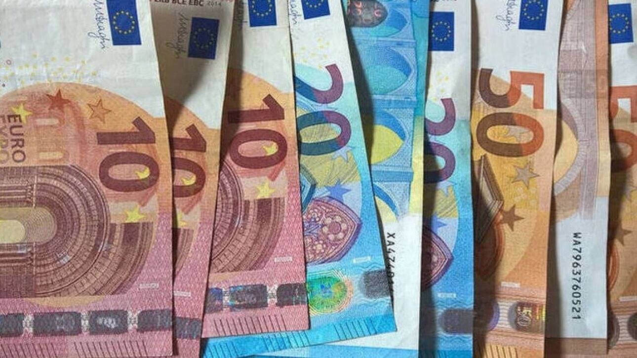 Δείτε πότε καταβάλλεται και πώς υπολογίζεται το δώρο Πάσχα