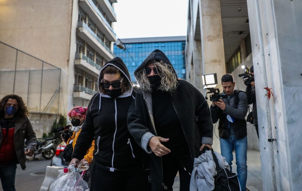 «Αμάν να τελειώσουν όλα αυτά να πάμε για ποτάρες» έλεγε πριν τη σύλληψη της Ρ.Πισπιρίγκου η αδελφή της