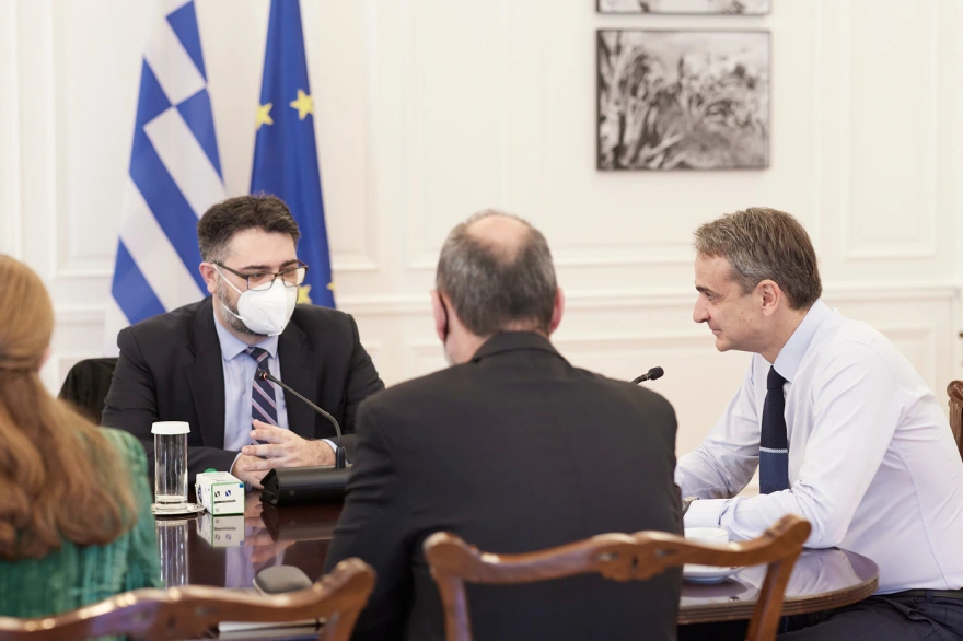 Συνάντηση του Κ.Μητσοτάκη με τον Πρόξενο της Ελλάδας στη Μαριούπολη – Όλα όσα συζήτησαν