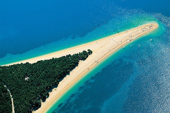 15+1 εκπληκτικές καλά «κρυμμένες» παραλίες σε όλο τον κόσμο