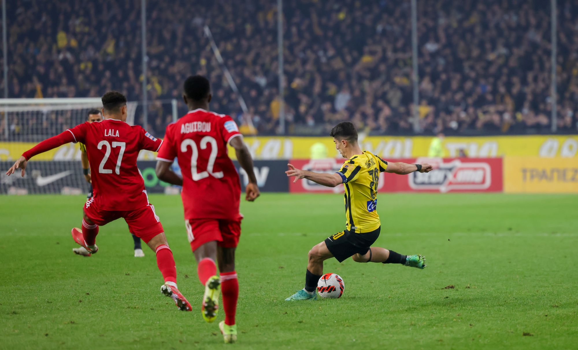 Πλέι οφ Super League: Ντέρμπι Ολυμπιακός-ΑΕΚ και Παναθηναϊκός-ΠΑΟΚ σήμερα – Το πρόγραμμα