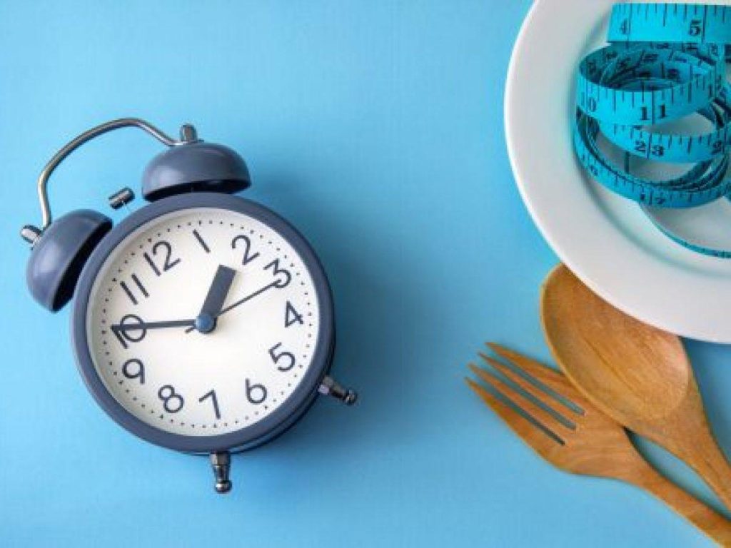 Δίαιτα βασικής ινσουλίνης: Πώς γίνεται και πώς συμβάλλει στον διαβήτη – Τι ρόλο παίζουν αυτά που πίνετε