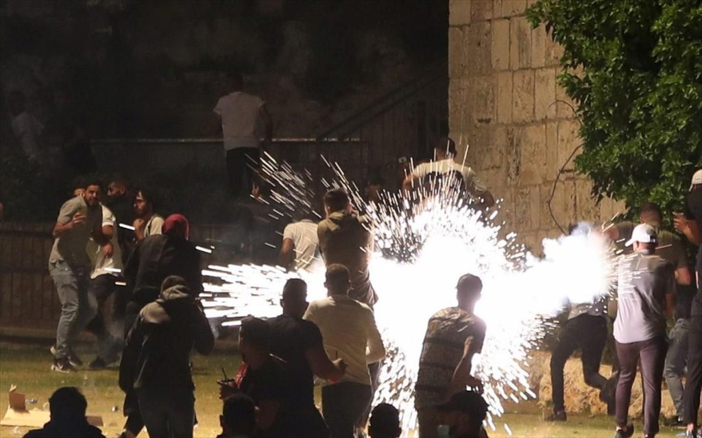 Συγκρούσεις μεταξύ Παλαιστινίων και δυνάμεων της αστυνομίας του Ισραήλ στην Ιερουσαλήμ