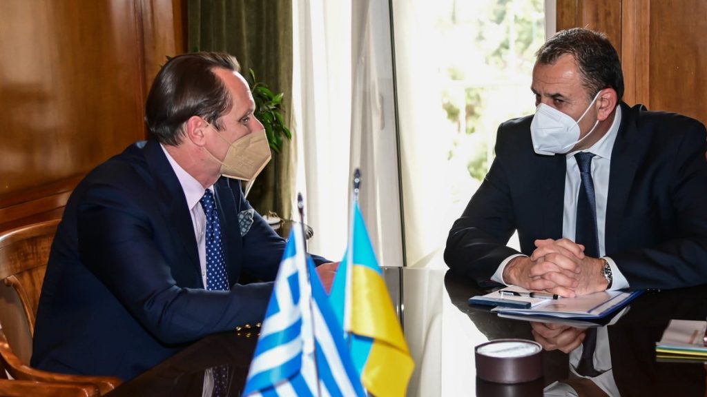 Συνάντηση ΥΕΘΑ Ν.Παναγιωτόπουλου με Ουκρανό πρεσβευτή για παραχώρηση των α/α S-300PMU1, Tor-M1 & OSA-AK