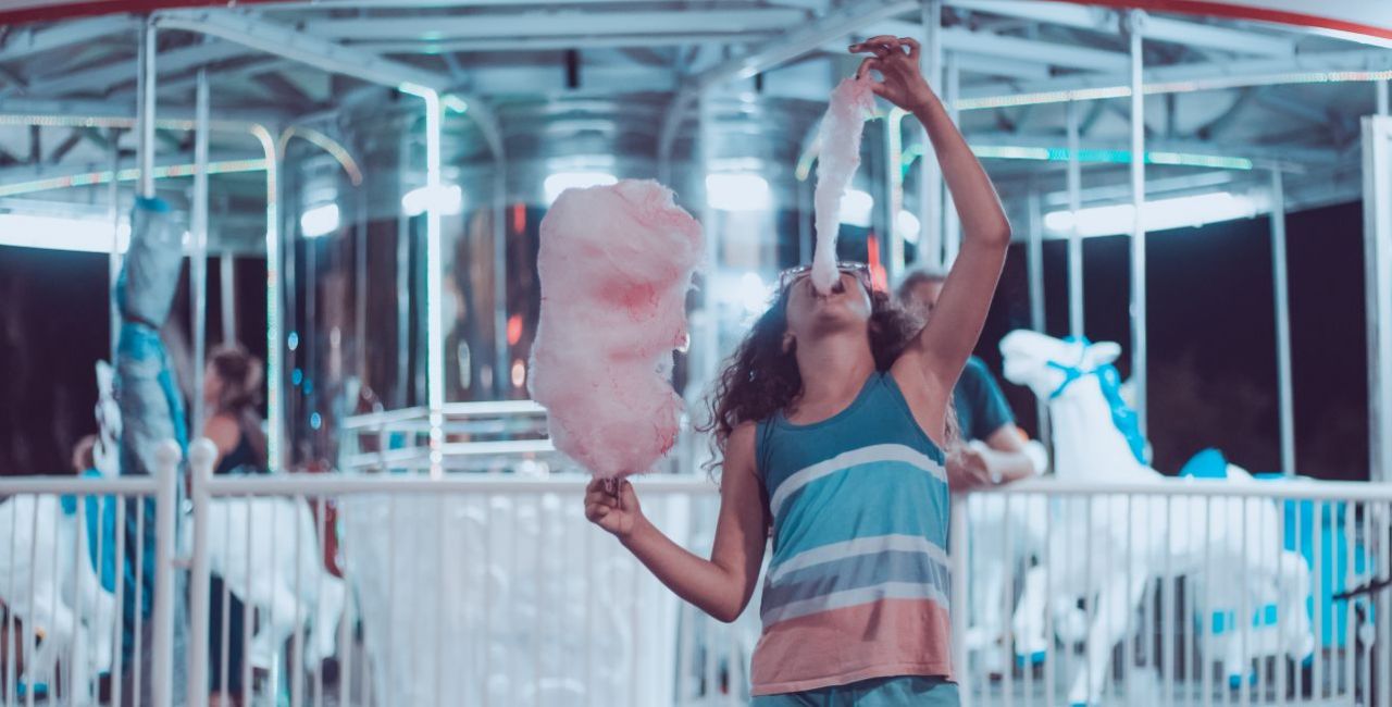 «Μαλλί της Γριάς»: Πώς διαδόθηκε και έγινε το αγαπημένο των παιδιών