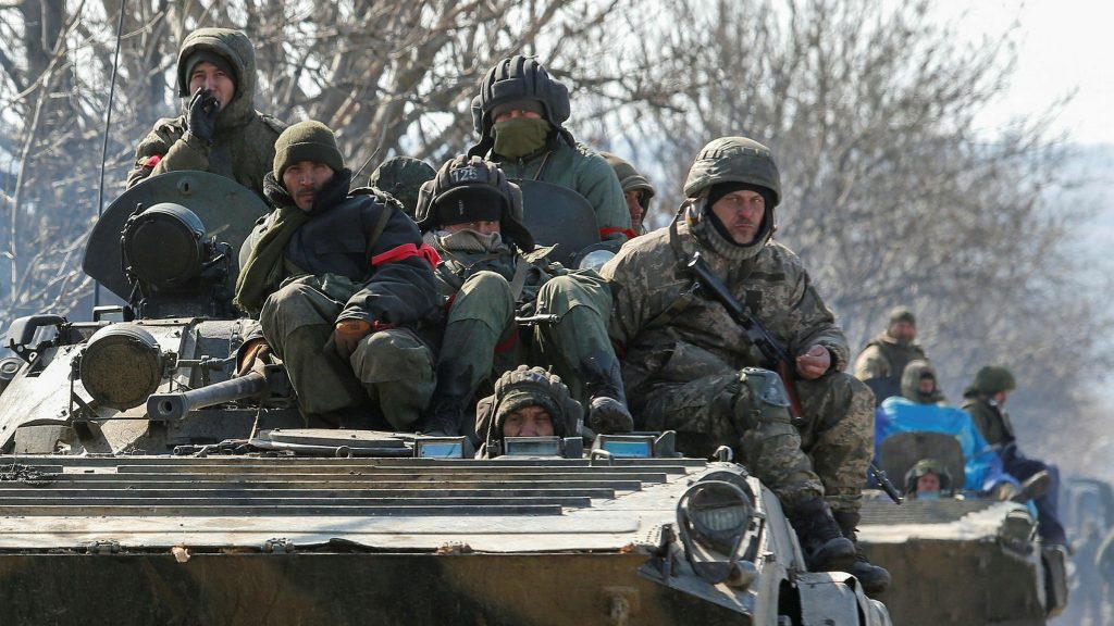 Οχυρωμένοι περιμένουν το μοιραίο από τις ρωσικές επιθέσεις στο Ντονμπάς οι Ουκρανοί